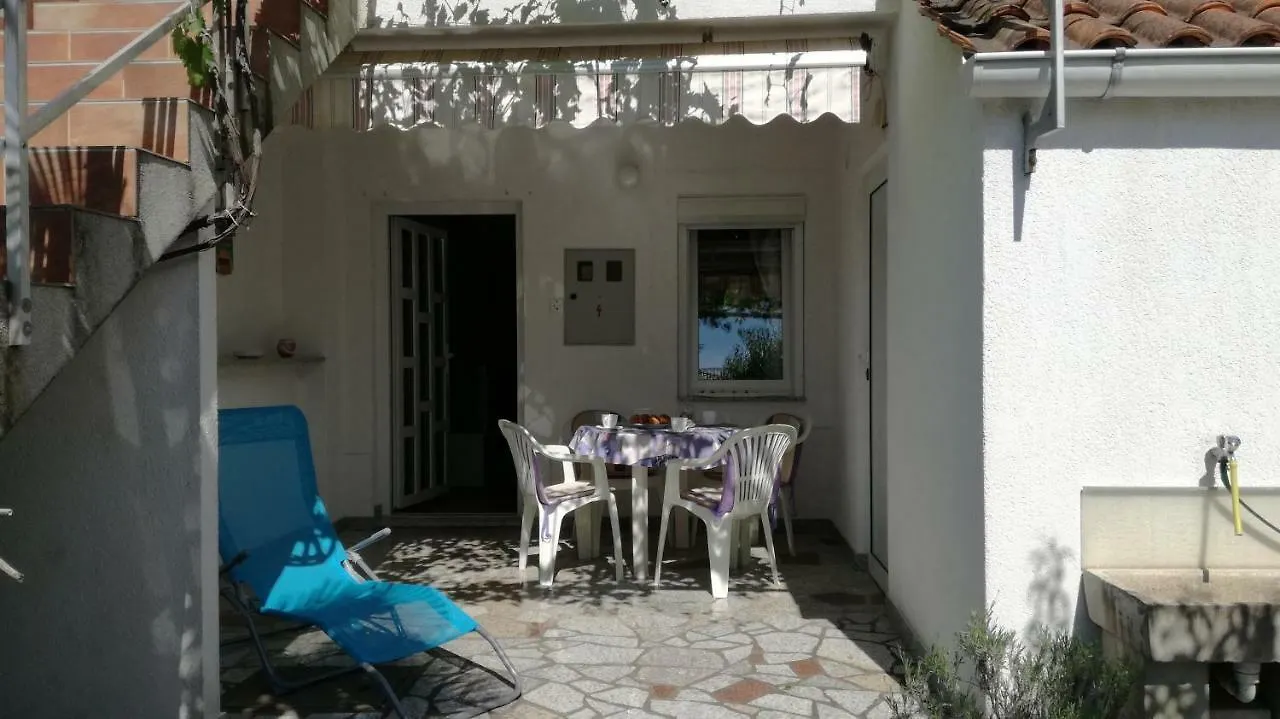 Lavanda Punat Apartment