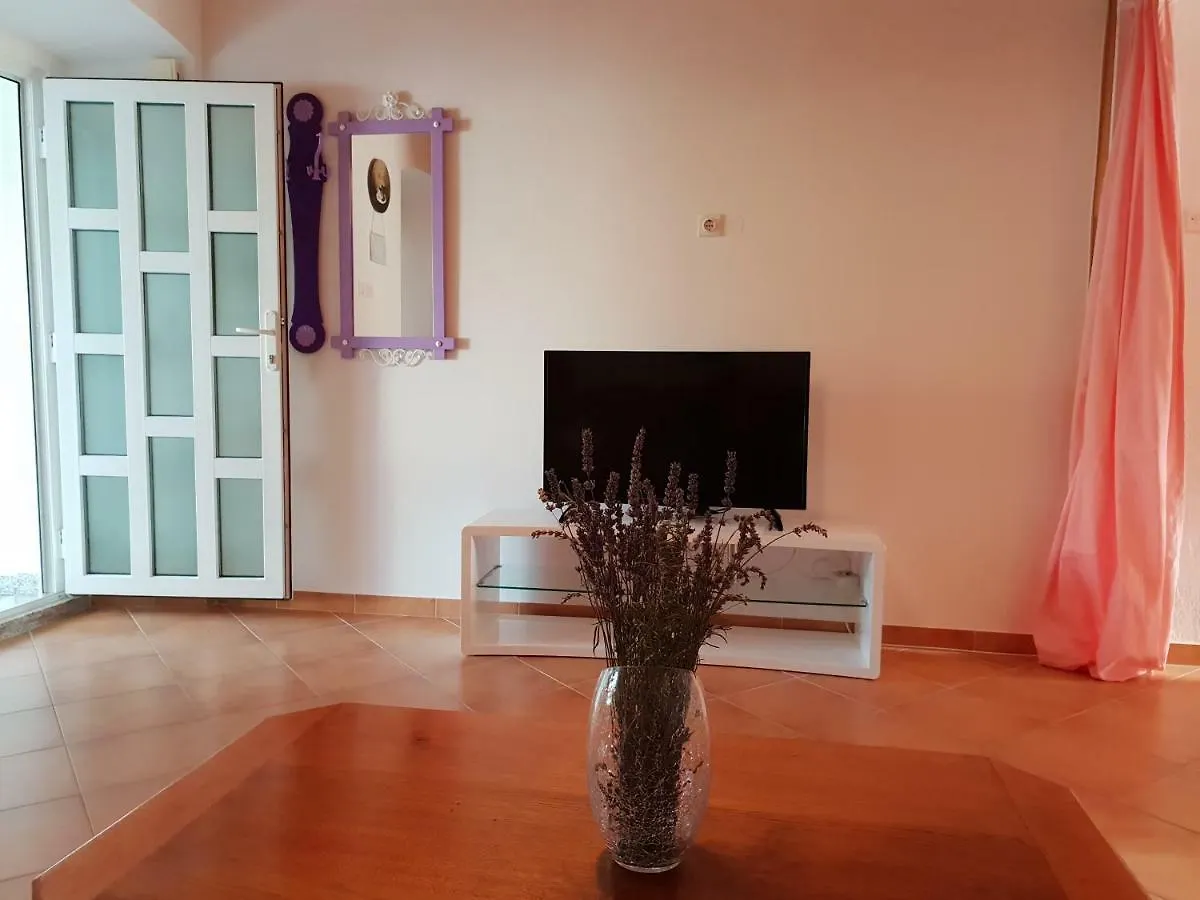 Lavanda Punat Apartamento Croácia